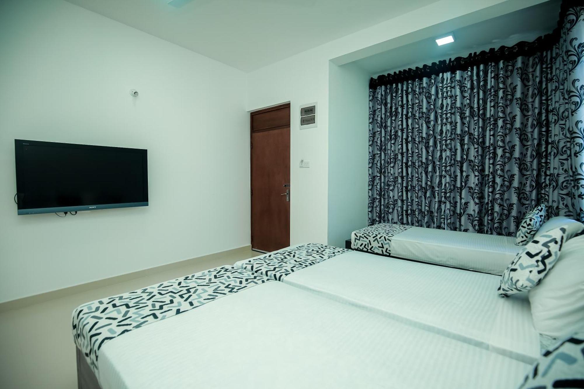 Roabaa Guesthouse Batticaloa Habitación foto